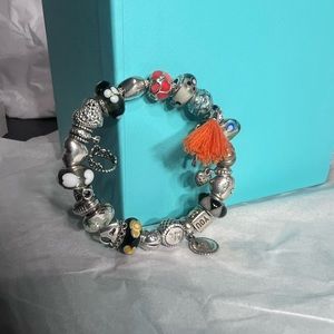 Pandora